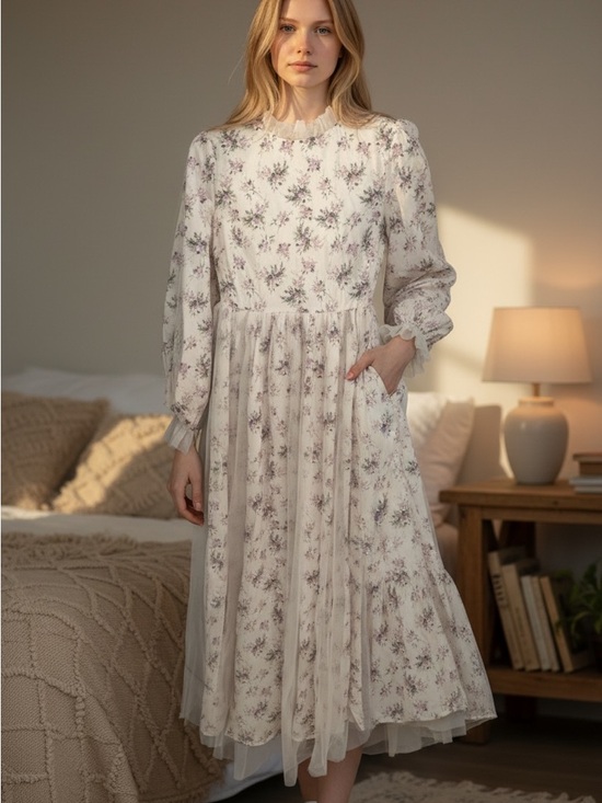 SHEIN Dresses & Skirts - Cottagecore Floral Elegant White Maxi Dress XS